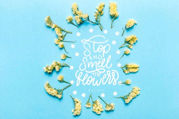 Floral Mock-Up With Inspirational Text Psd