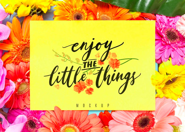 Floral Mock-Up With Motivational Message Psd