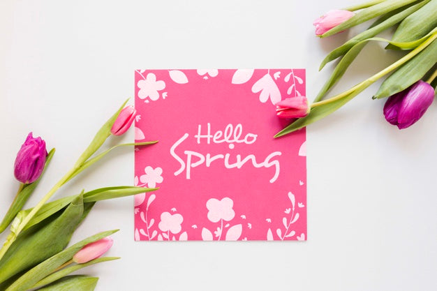 Flowers Bouquets On Table Psd