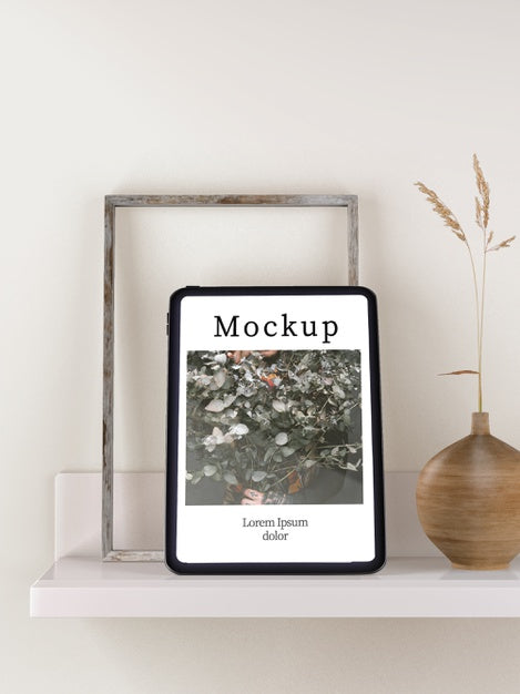 Frame And Vase With Flower Decor Psd