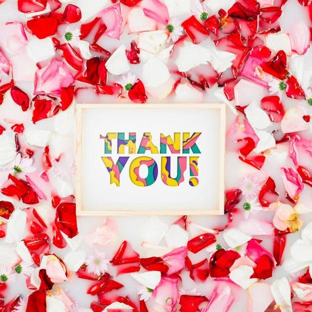 Frame Mockup With Flowers Psd