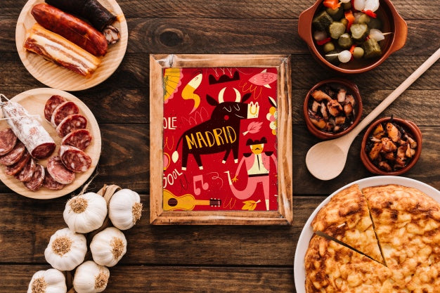 Frame Mockup With Traditional Spanish Food Psd