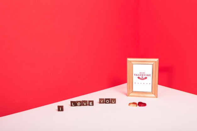 Frame Mockup With Valentine Concept Psd