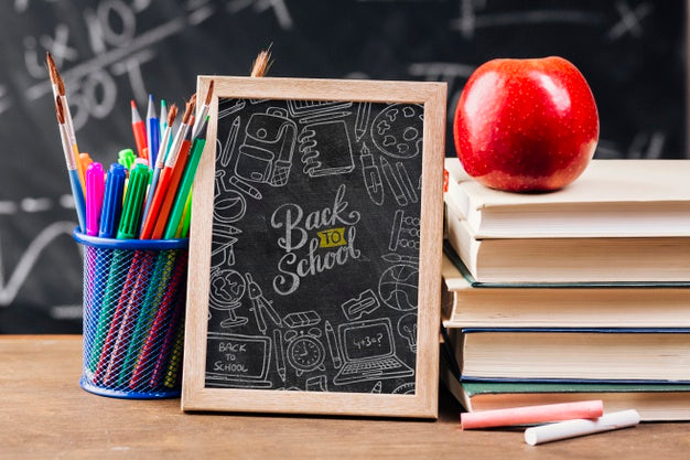 Front View Back To School Concept With Chalkboard Psd