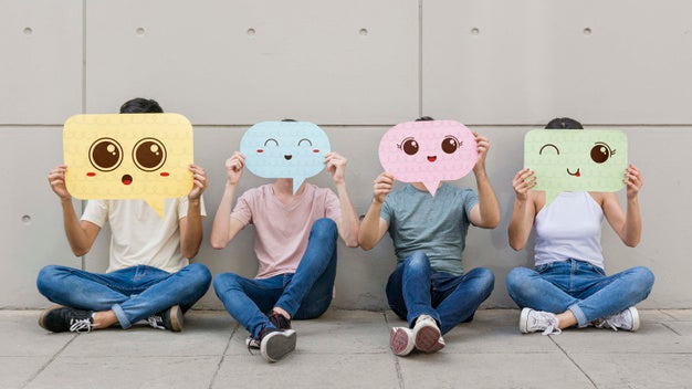 Front View Of Group Of Friends Psd