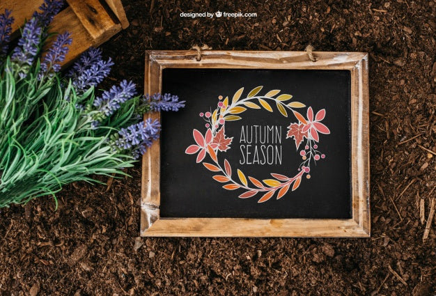 Gardening Mockup With Slate Psd
