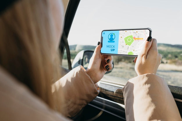 Gps Location Tracker Concept With Mock-Up Psd