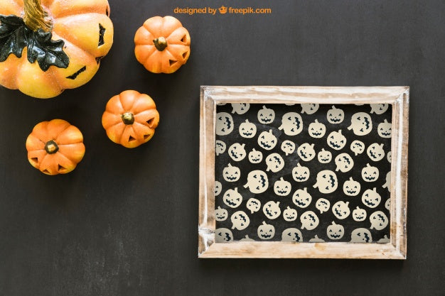 Halloween Slate Mockup With Four Pumpkins Psd