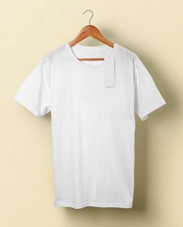 Hanging T-Shirt Mockup (Bie)