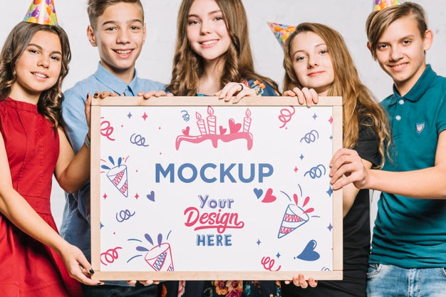 Happy Friends Holding Birthday Banner Psd