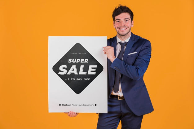 Happy Man Holding A Placard Concept Mock-Up Psd