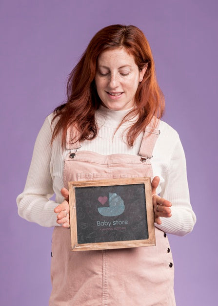 Happy Pregnant Mother Concept Psd