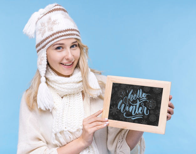 Happy Young Girl Smiling At Camera Psd