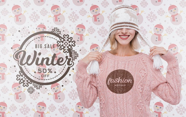 Happy Young Woman With Winter Sweater Psd
