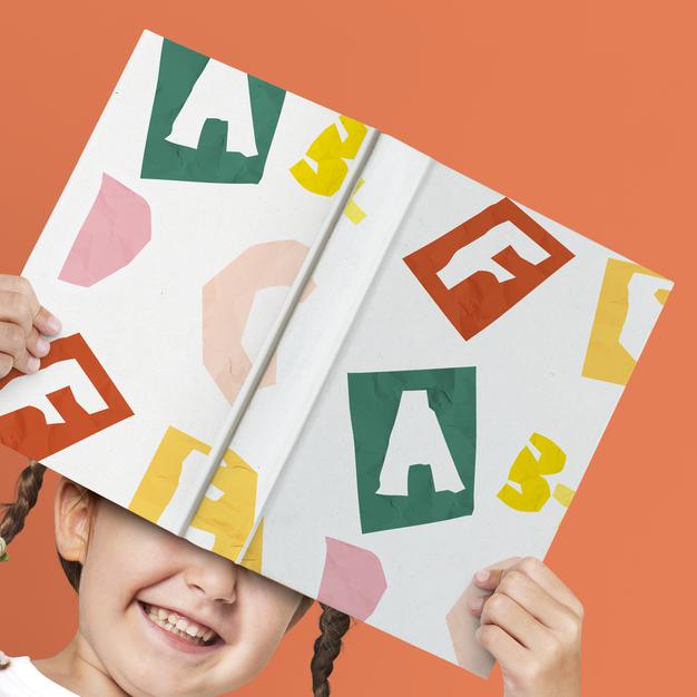 Hardcover Book Mockup In Girl'S Hands Psd