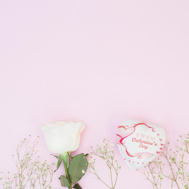 Heart Shaped Box Mockup For Valentine Psd