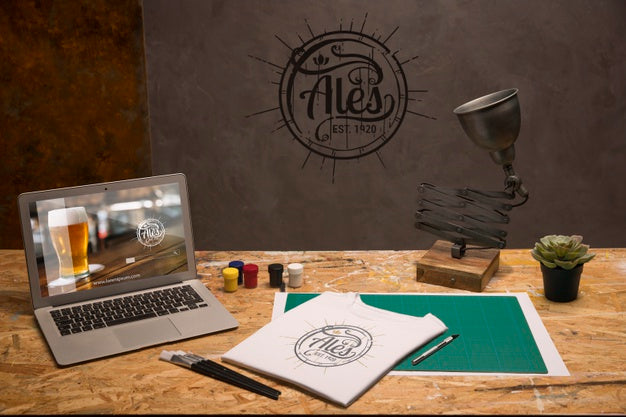 High View White Folded T-Shirt Psd