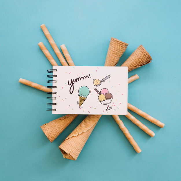 Ice Cream Mockup With Notepad Psd