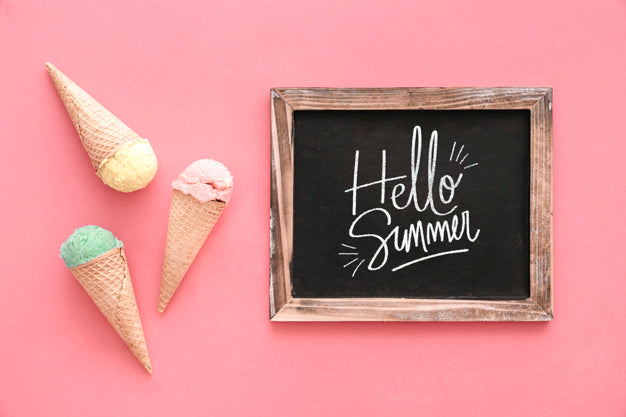 Ice Cream Mockup With Slate Psd