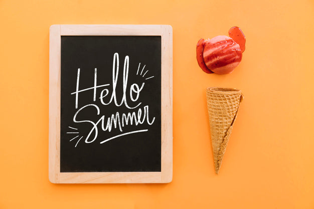 Ice Cream Mockup With Slate Psd