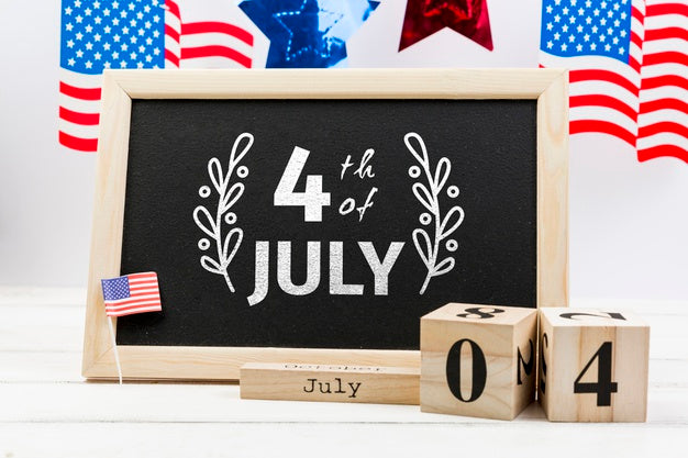 Independence Day Mockup With Slate Psd