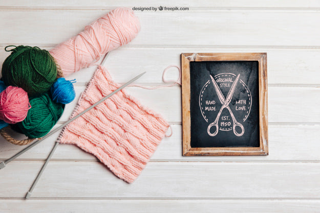 Knitting Concept With Slate And Basket Psd