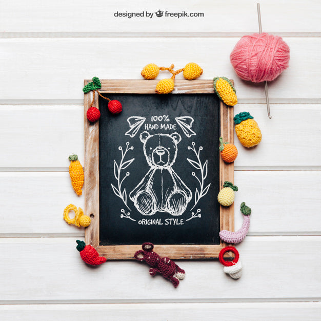 Knitting Mockup With Slate And Fruits Psd