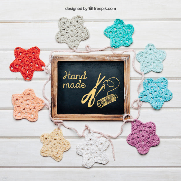 Knitting Mockup With Slate Psd