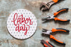 Labor Day Mockup With Round Cover Psd