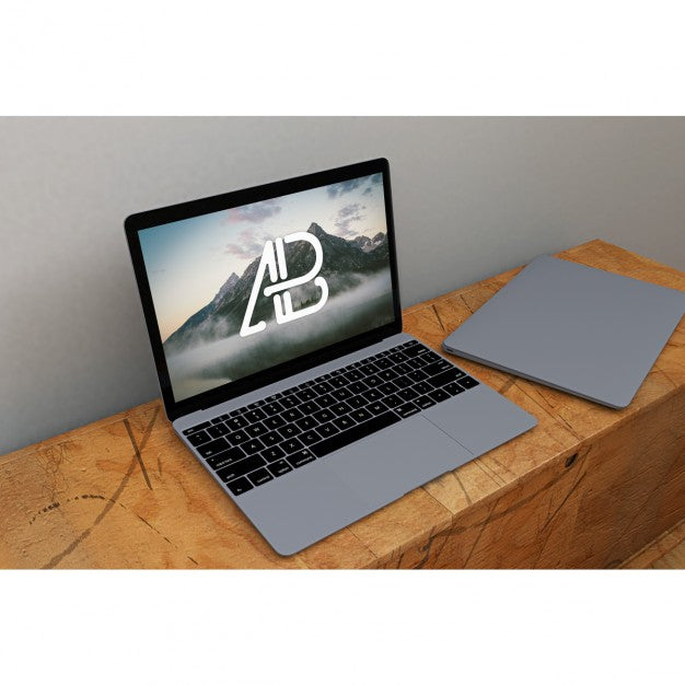 Laptop Mock Up Psd