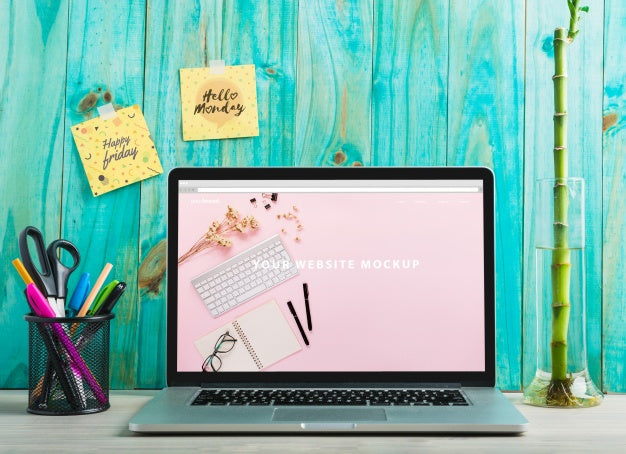 Laptop Mockup And Workspace Concept Psd
