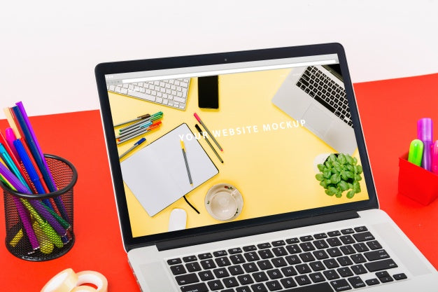 Laptop Mockup On Desk Psd