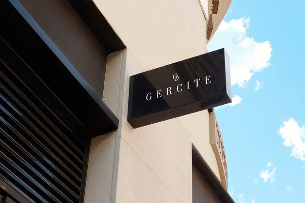 Logo Mockup Modern Hang Sign Psd