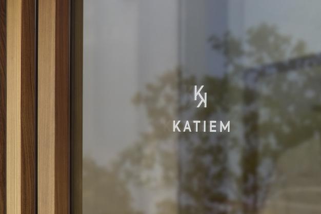 Logo Mockup Modern Window Sign Wood Wall Psd