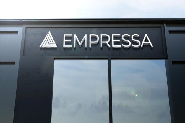 Logo Mockup With Facade Psd