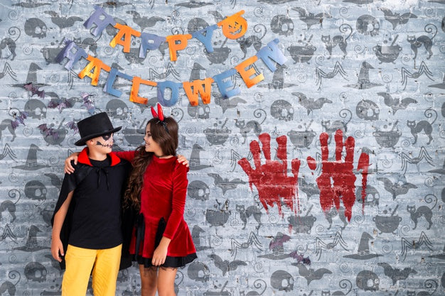 Long Shot Of Siblings Holding Each Other And Wishing Happy Halloween Psd