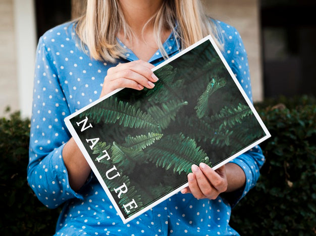 Magazine Cover Concept Mock-Up Psd