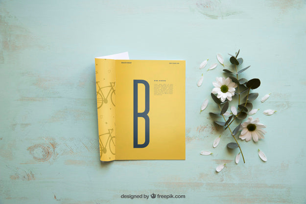 Magazine Mockup With Floral Decoration Psd