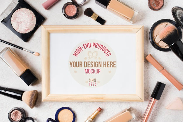 Make-Up Accesories Concept Mock-Up Psd