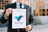 Man Holding A Clipboard Mock-Up For Architectural Business Psd