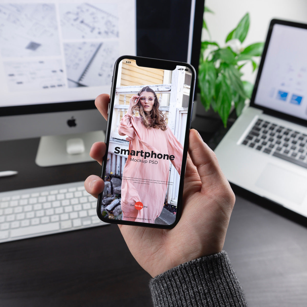 Man Holding Smartphone Mockup Psd 2019