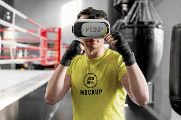 Man Using Virtual Reality Goggles At Boxing Training Psd