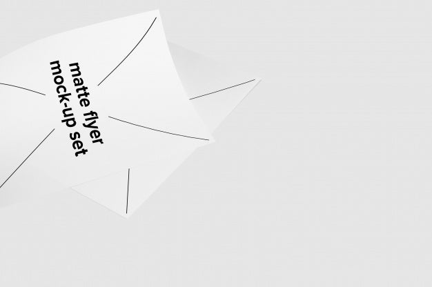 Matte Flyer Mock Up Left Side Psd