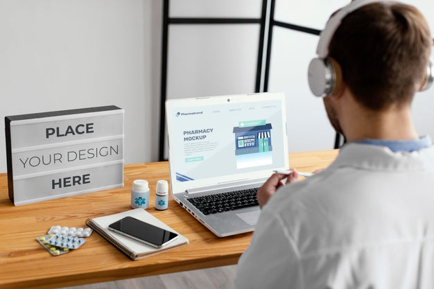 Medium Shot Doctor Wearing Headphones Psd