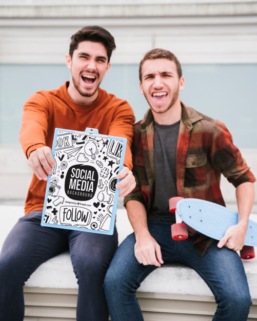 Medium Shot Guys With Penny Board And Clipboard Psd