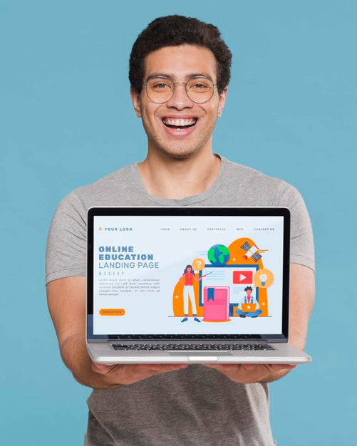 Medium Shot Man Holding Laptop Psd
