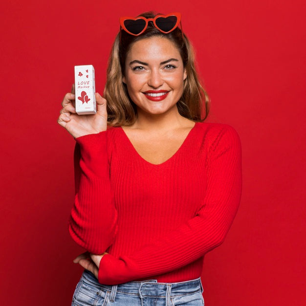 Medium Shot Woman Holding Small Box Psd