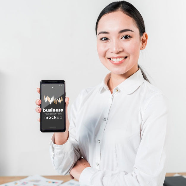 Medium Shot Woman Holding Smartphone Psd