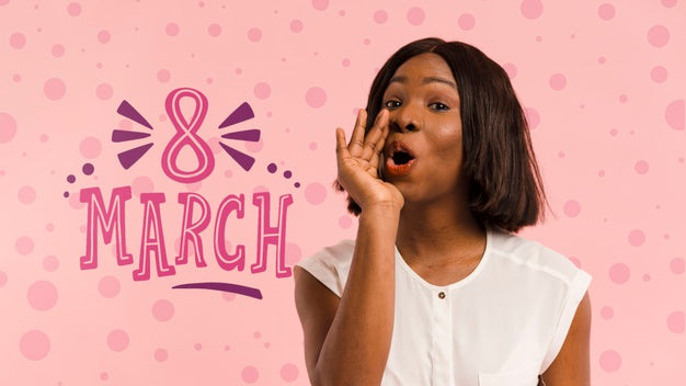 Medium Shot Woman Posing In The Studio Psd