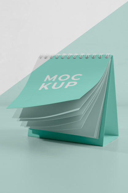 Minimalist Mock-Up Calendar Composition Psd